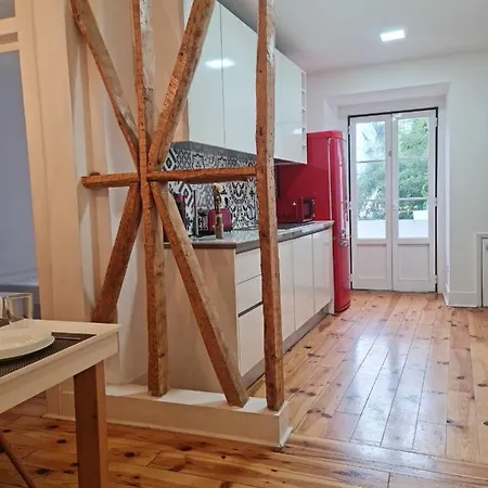 Apartment Principe Real 49 *